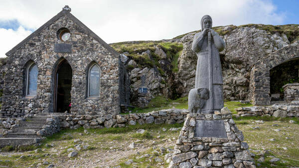 Máméan: An Irish Pilgrimage